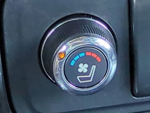 Used 2018 Nissan Armada Platinum w/ Captain Seat Package image 25