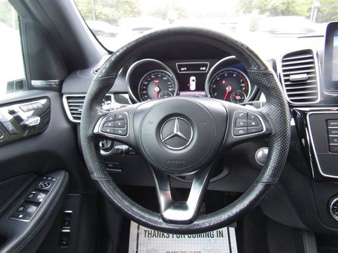 Used 2018 Mercedes-Benz GLS 450 4MATIC image 25