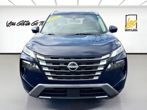 Used 2026 Nissan Rogue SL FWD image 2