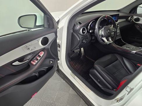 Used 2022 Mercedes-Benz GLC 43 AMG 4MATIC image 19