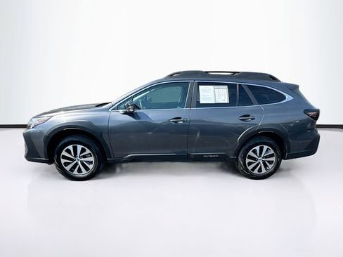 Used 2024 Subaru Outback Premium AWD/4WD image 4