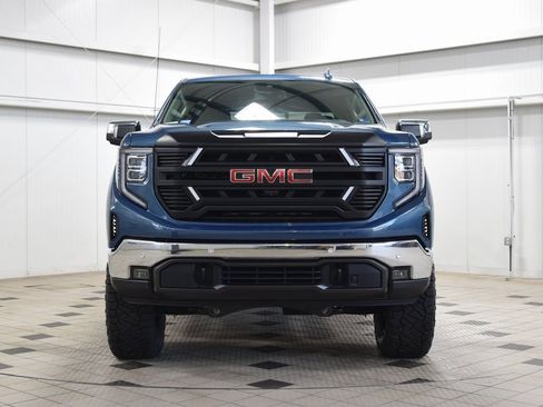 Used 2024 GMC Sierra 1500 SLT w/ SLT Premium Plus Package image 2