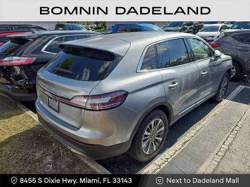 Used 2023 Lincoln Nautilus Standard image 4