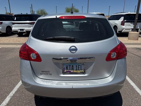 Used 2015 Nissan Rogue S FWD image 6