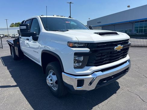 New 2026 Chevrolet Silverado 3500 W/T w/ WT Convenience Package AWD/4WD image 4