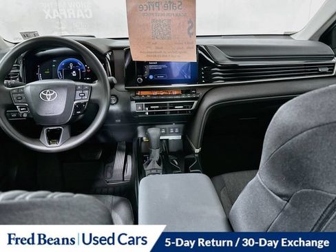 Used 2026 Toyota Camry LE AWD/4WD image 31