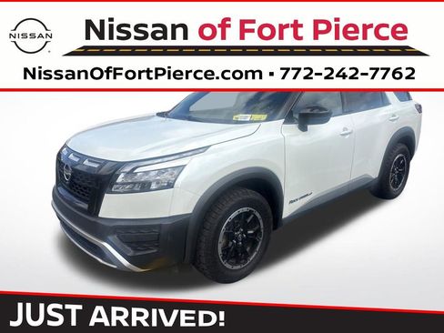 Certified 2023 Nissan Pathfinder Rock Creek image 1