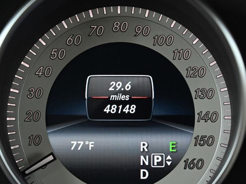 Used 2017 Mercedes-Benz E 400 4MATIC Coupe w/ Premium 3 Package image 27