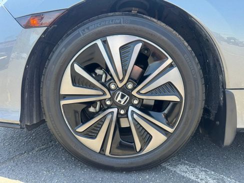 Used 2017 Honda Civic EX image 15