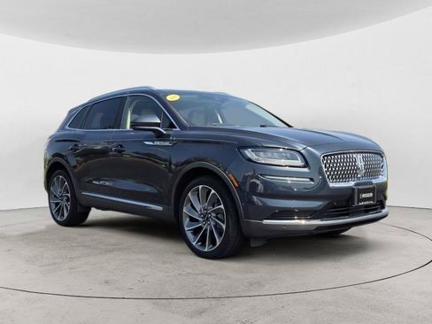 Used 2022 Lincoln Nautilus Reserve w/ Equipment Group 201A FWD image 1