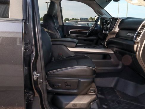 Used 2024 RAM 2500 Laramie AWD/4WD image 30