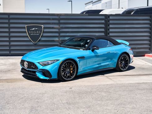 Used 2022 Mercedes-Benz SL 63 AMG 4MATIC w/ AMG Aerodynamic Package image 6