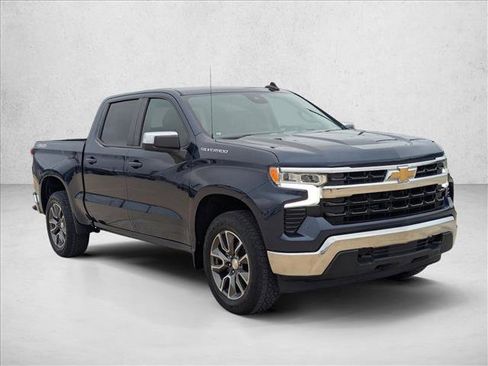Certified 2022 Chevrolet Silverado 1500 LT image 3