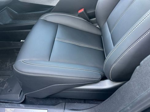 New 2026 Cadillac Optiq Luxury 1 image 9