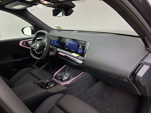 New 2026 BMW X3 xDrive30 w/ Convenience Package image 30