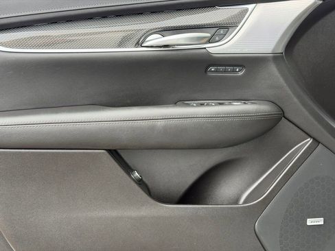 Used 2023 Cadillac XT5 Sportv image 23