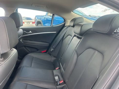Used 2026 Genesis G70 2.5T RWD image 7