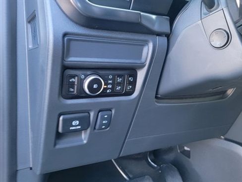 Used 2026 Ford F150 Raptor AWD/4WD image 30