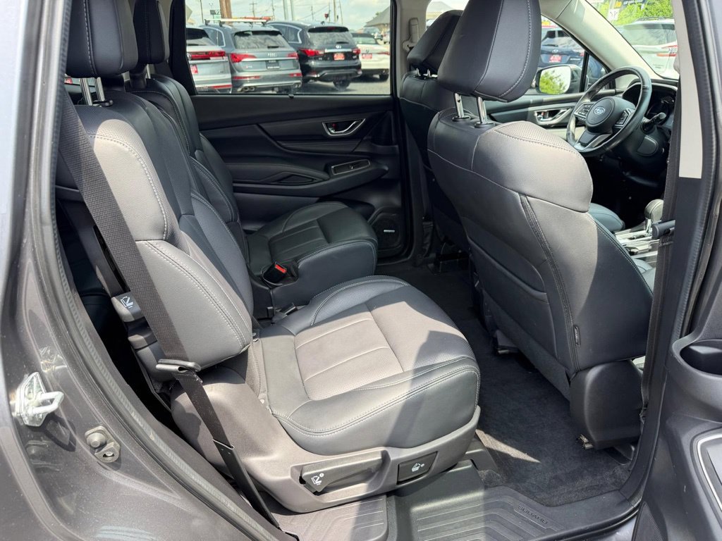 Used 2023 Subaru Ascent Limited w/ Technology Package AWD/4WD image 30