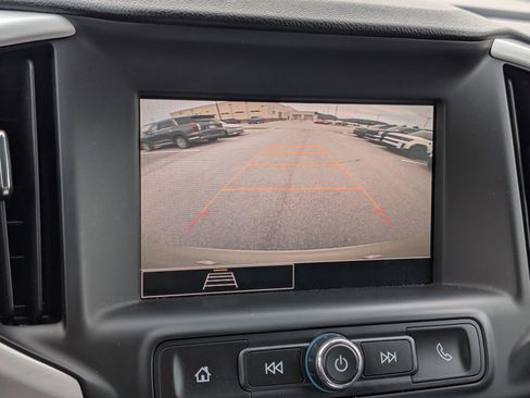 Used 2023 GMC Terrain SLE w/ Driver Convenience Package AWD/4WD image 10