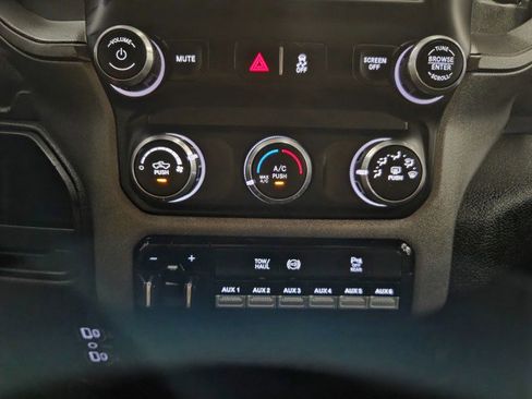 Used 2024 RAM 3500 Tradesman w/ Chrome Appearance Group AWD/4WD image 54