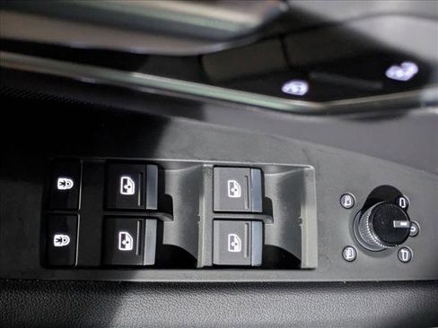 Used 2022 Audi e-tron GT Premium Plus image 23