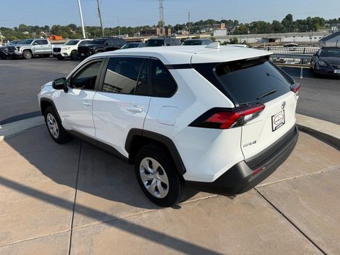 Certified 2025 Toyota RAV4 LE AWD/4WD image 10