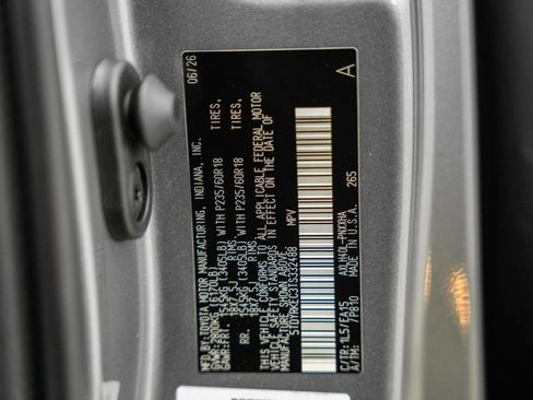 New 2026 Toyota Sienna XLE FWD image 39