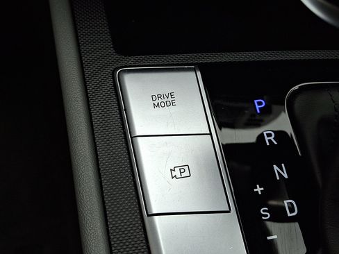 Certified 2023 Hyundai Elantra SEL FWD image 23