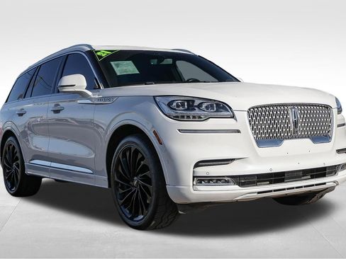 Used 2021 Lincoln Aviator Reserve w/ Equipment Group 210A image 3