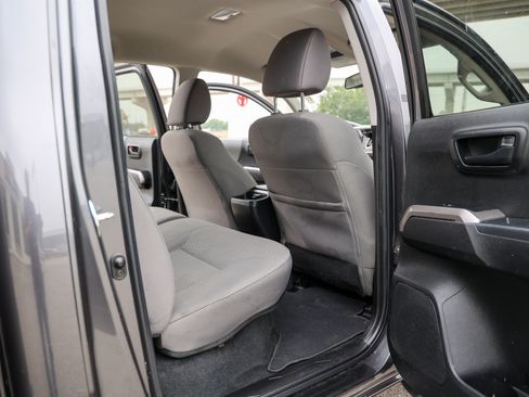 Certified 2023 Toyota Tacoma SR5 RWD image 39
