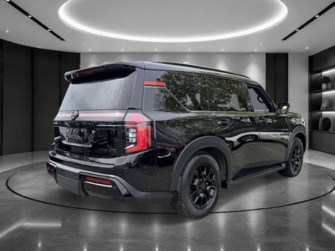 Used 2025 Nissan Armada PRO-4X AWD/4WD image 5