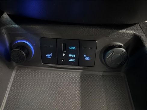 Used 2011 Hyundai Santa Fe Limited image 22