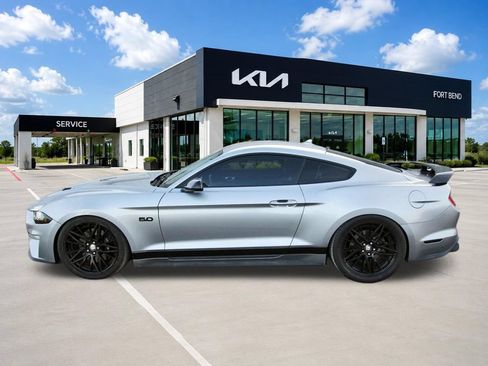 Used 2023 Ford Mustang GT Premium RWD image 8