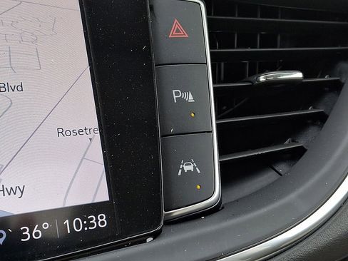 Used 2023 Buick Enclave Avenir w/ LPO, Floor Liner Package image 28