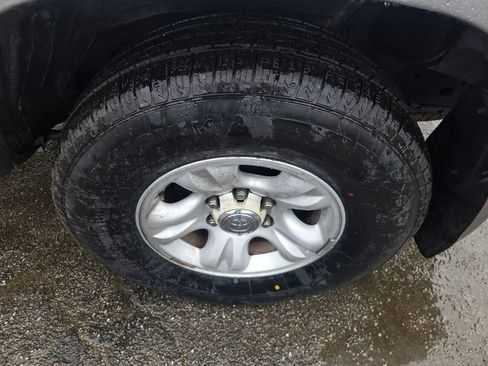 Used 2002 Toyota 4Runner SR5 image 27