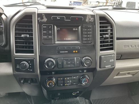 Used 2019 Ford F250 XL w/ Power Equipment Group image 13