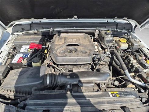 Used 2018 Jeep Wrangler Unlimited Sport AWD/4WD image 24