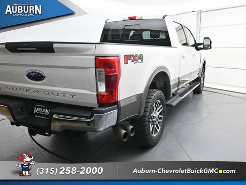 Used 2019 Ford F250 Lariat w/ Lariat Ultimate Package AWD/4WD image 16