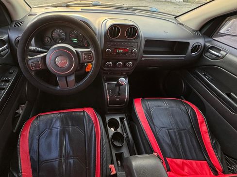 Used 2011 Jeep Compass SPORT 4DR SUV image 9