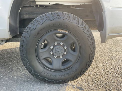 Used 2022 RAM 2500 Tradesman w/ Chrome Appearance Group image 19