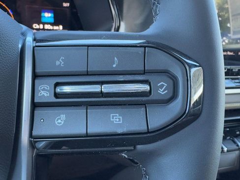 New 2026 Chevrolet Colorado ZR2 w/ Technology Package image 12