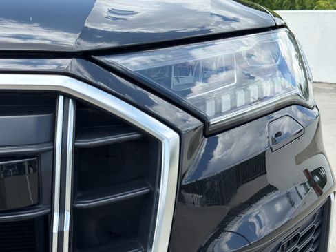 Used 2023 Audi SQ7 Premium Plus w/ Executive Package AWD/4WD image 12