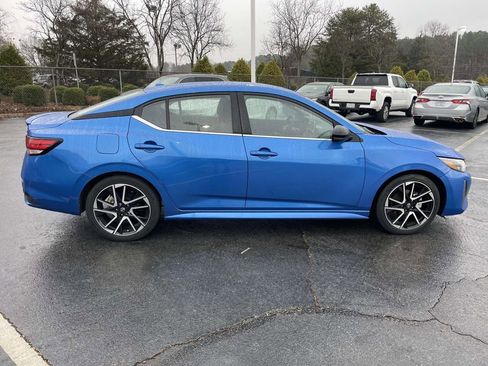 Used 2025 Nissan Sentra SR image 12