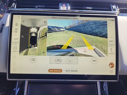 New 2026 Land Rover Range Rover Velar Dynamic SE image 22