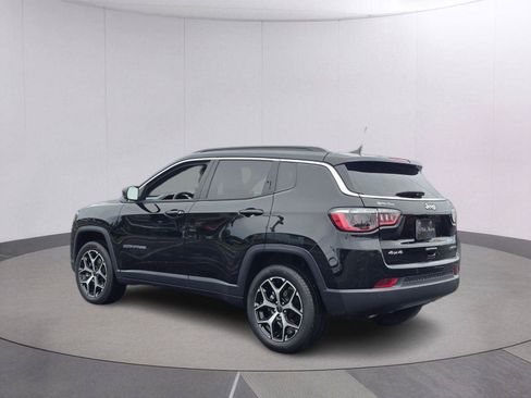 Certified 2025 Jeep Compass Limited w/ Sun & Sound Group AWD/4WD image 7
