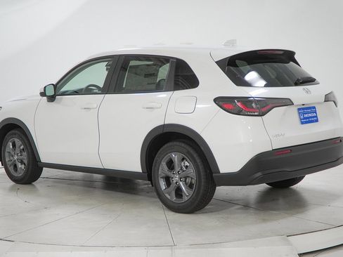 New 2026 Honda HR-V LX image 6