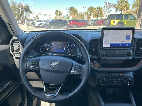 Used 2022 Ford Bronco Sport Outer Banks w/ Tech Package image 17