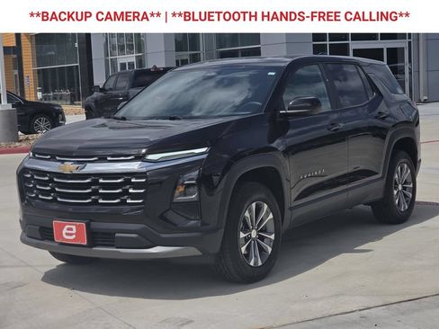 Used 2026 Chevrolet Equinox LT FWD image 3