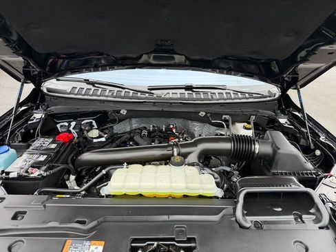 Used 2025 Lincoln Navigator Reserve w/ Jet Appearance Package image 49